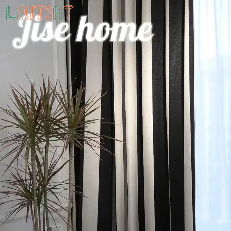 ม่านทึบแสงลายเส้นแนวตั้งสีดำขา - Home Fragrance French บทวิจารณ์และราคา
