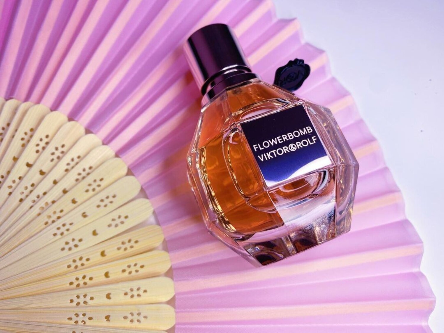 น้ำหอม Pink Diamond Grenade ED - Home Fragrance Bergamot บทวิจารณ์และราคา