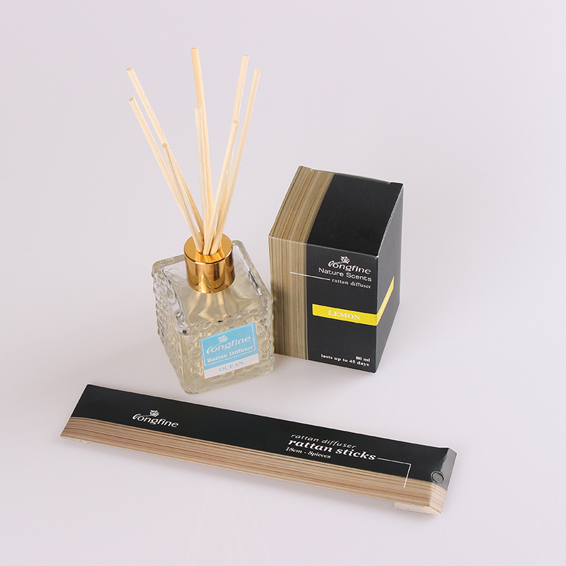 น้ำมันหอมปรับอากาศแบบไม่มีเปลว - Home Fragrance French บทวิจารณ์และราคา